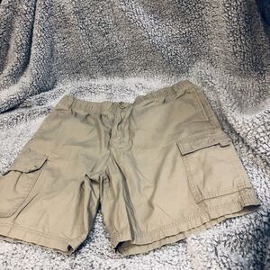 Croft & Barrow Cargo Shorts Mens Khaki 100% Cotton Flat Front Size 36-6 Pockets